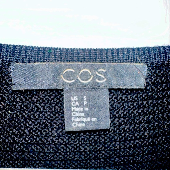 COS side wing knit top/dress - Picture 6 of 6